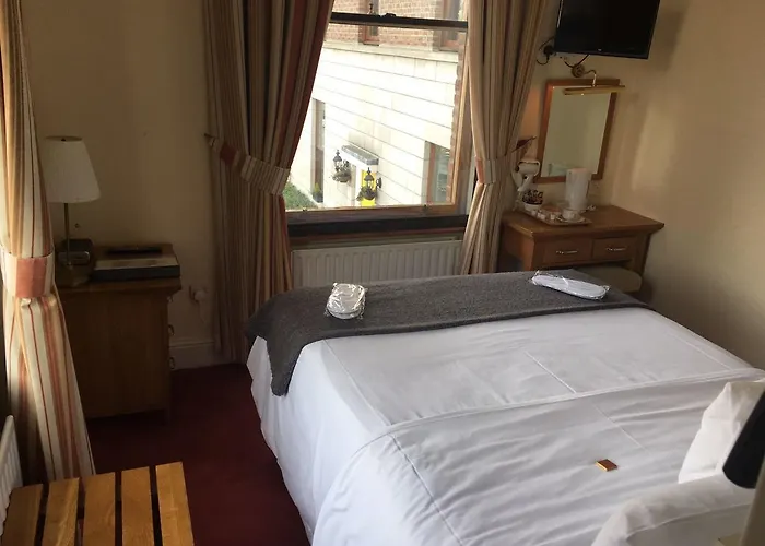 The Leeson Lodge