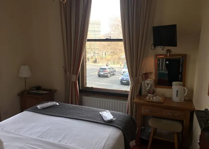 The Leeson Lodge
